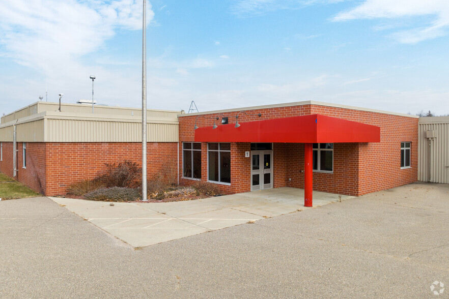 132 1st Ave S, Motley, MN for sale - Primary Photo - Image 1 of 19