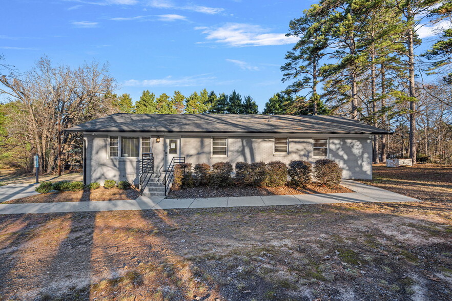 247 Unionville Indian Trail Rd W, Indian Trail, NC for sale - Building Photo - Image 1 of 20