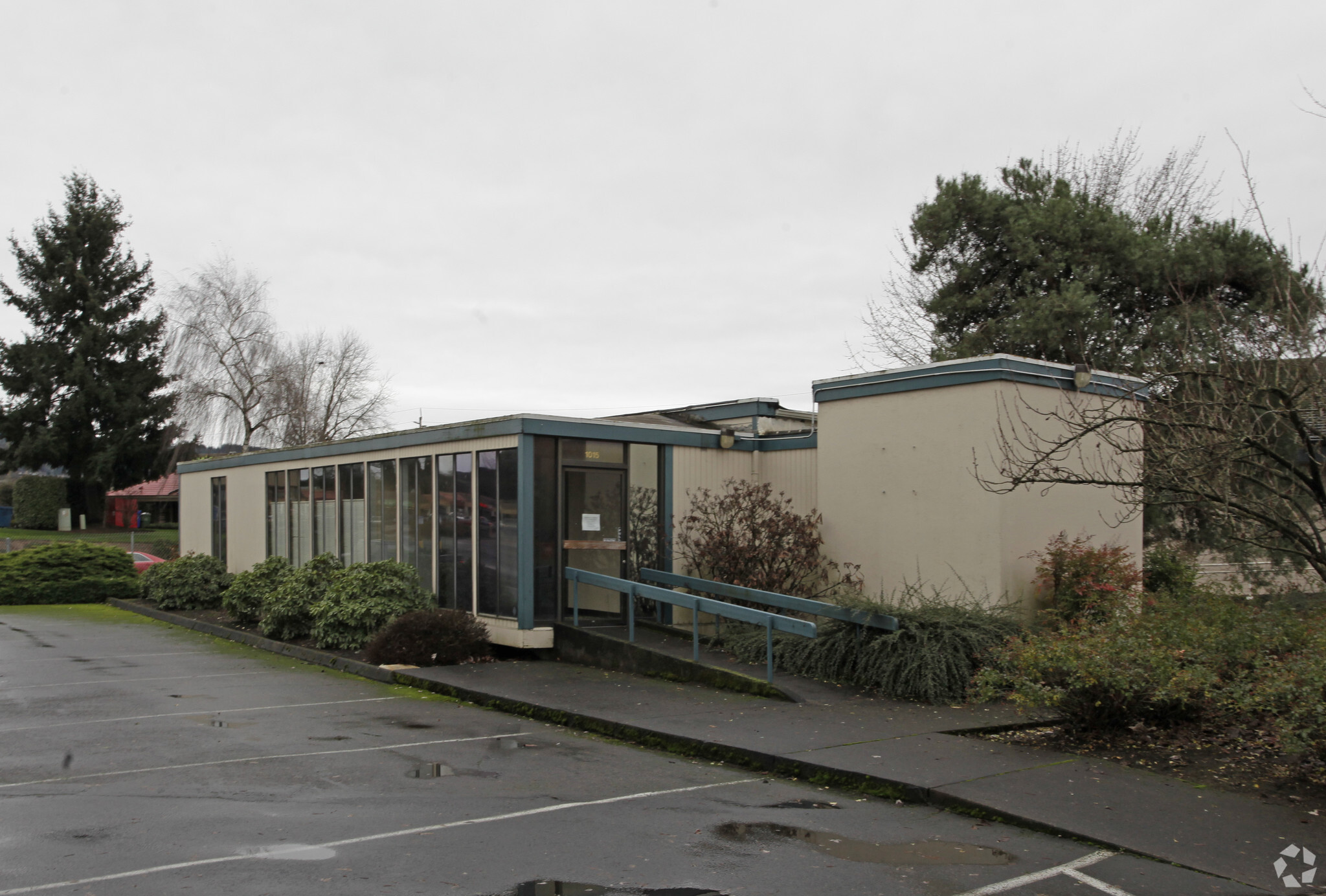 1015 N Springbrook Rd, Newberg, OR for sale Building Photo- Image 1 of 1