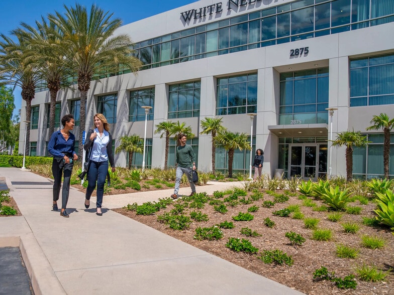 2875 Michelle Dr, Irvine, CA for lease - Primary Photo - Image 2 of 4