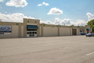58th Street Plaza - Storefront Property