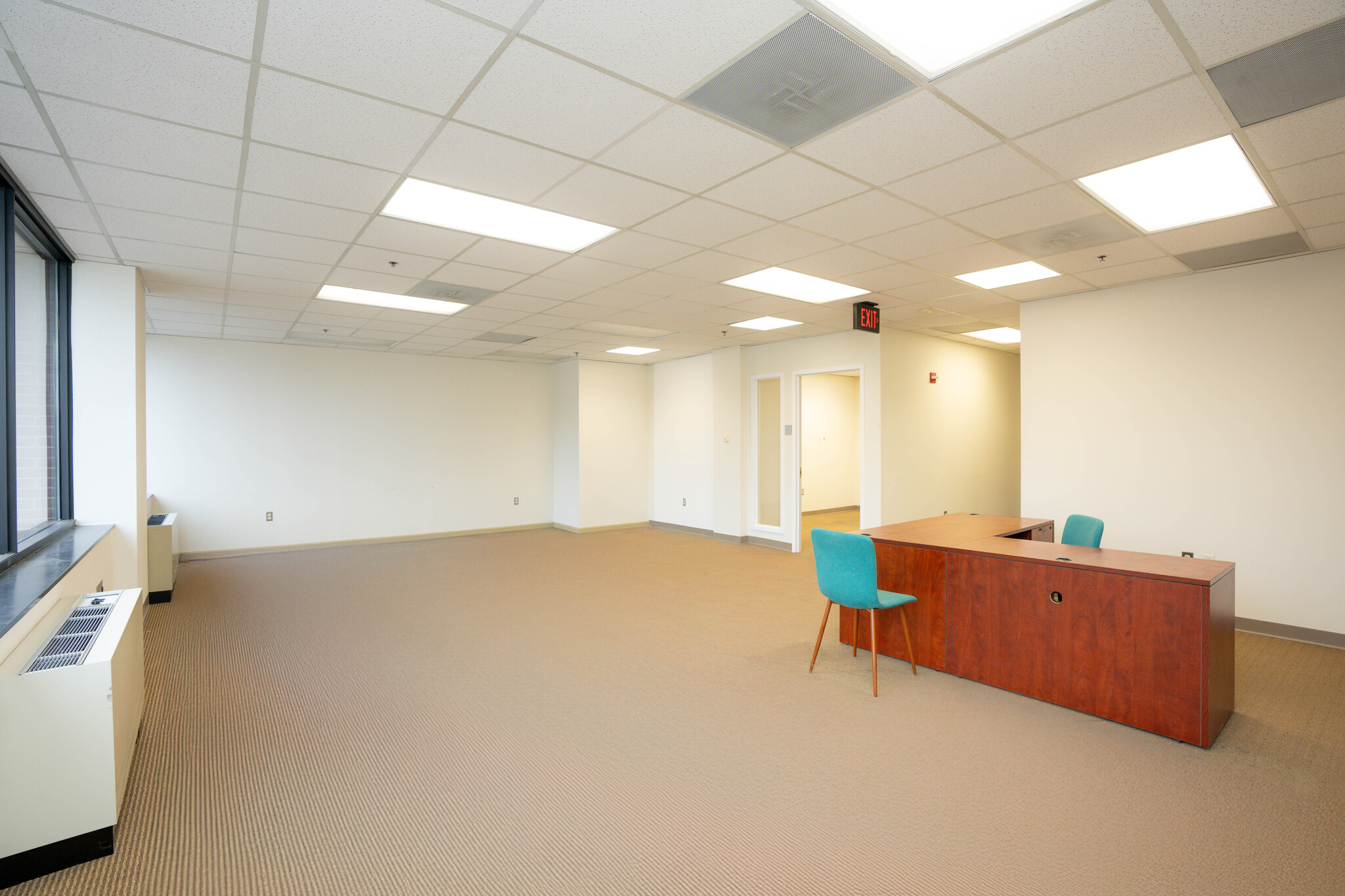 1110 Bonifant St, Silver Spring, MD for lease Interior Photo- Image 1 of 4