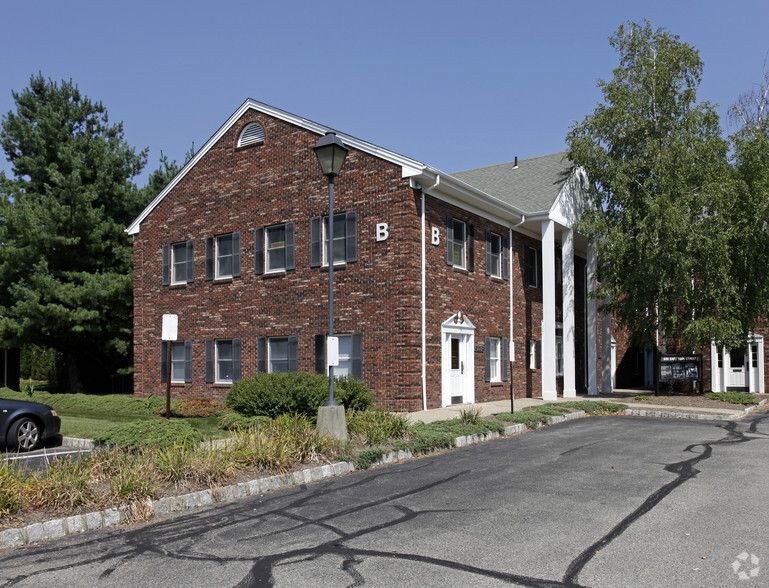 530 E Main St, Chester, NJ for sale - Primary Photo - Image 1 of 1