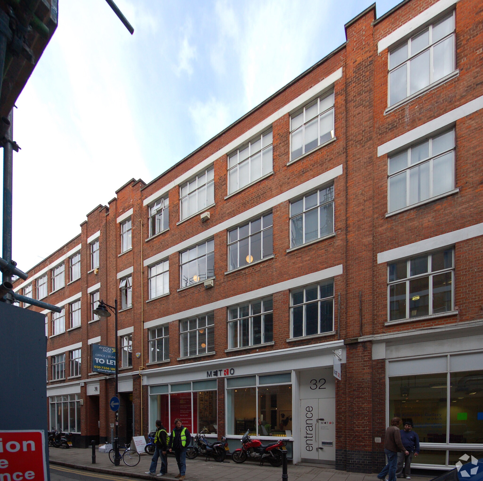 32 Great Sutton St, London for sale Primary Photo- Image 1 of 1