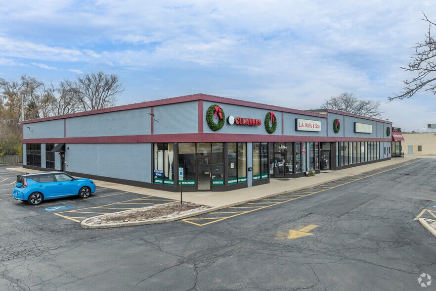 501-507 E Saint Charles Rd, Villa Park, IL for lease - Primary Photo - Image 1 of 5