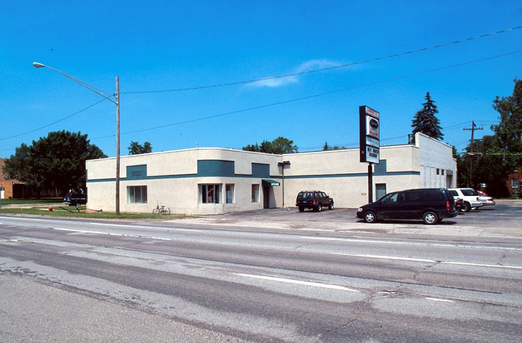 25550 Grand River Ave, Redford, MI for lease Primary Photo- Image 1 of 6