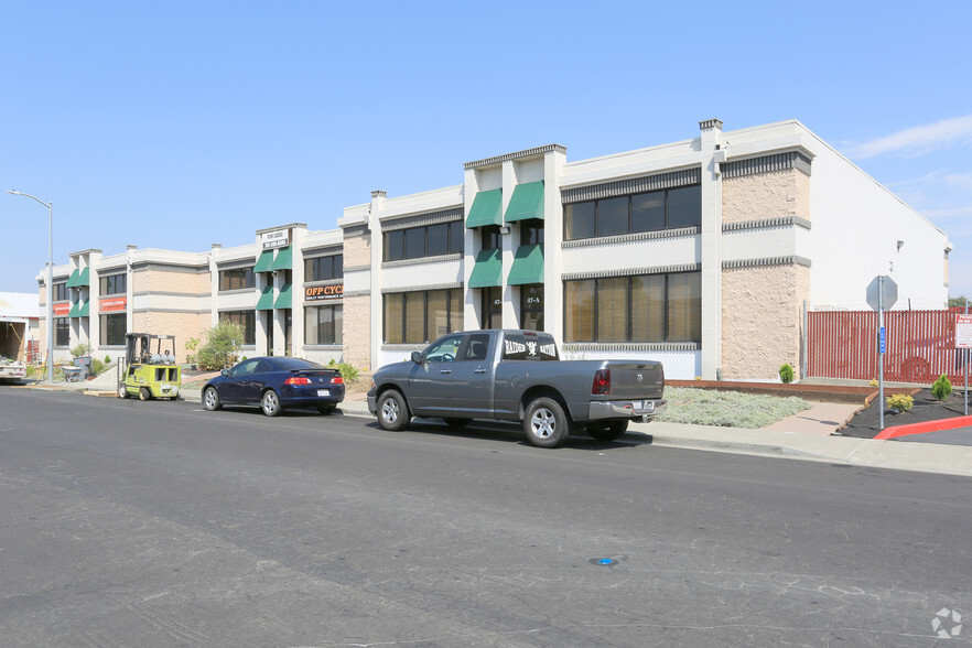 47 Union Way, Vacaville, CA for lease - Building Photo - Image 1 of 9