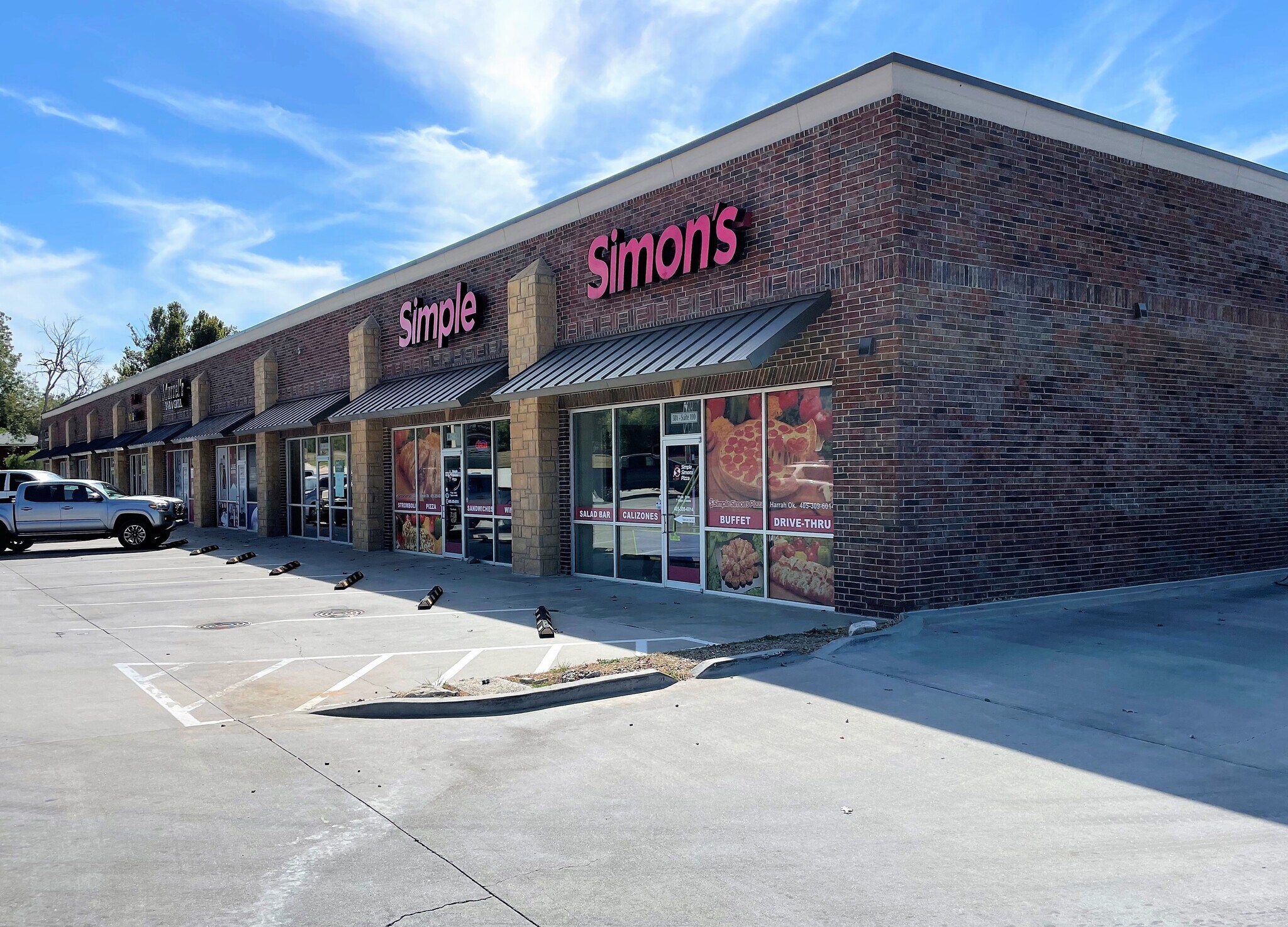 501 S Harrah Rd, Harrah, OK 73045 The Shoppes of Fall Creek