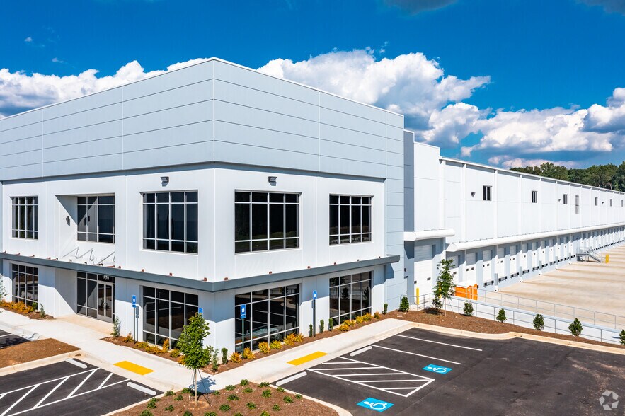 1870 Maple Ave, Atlanta, GA for sale - Primary Photo - Image 1 of 1