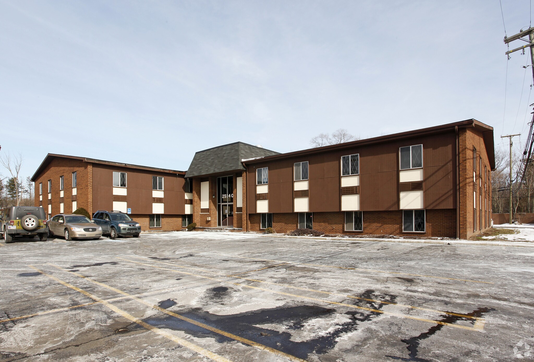 Office in Southfield, MI for sale Primary Photo- Image 1 of 1