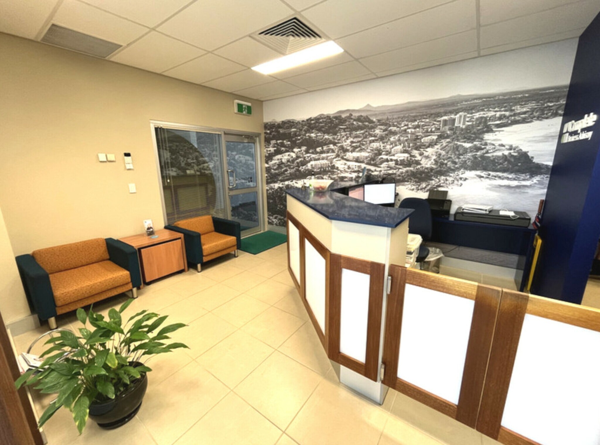 9 Capital Pl, Birtinya for lease Interior Photo- Image 1 of 10
