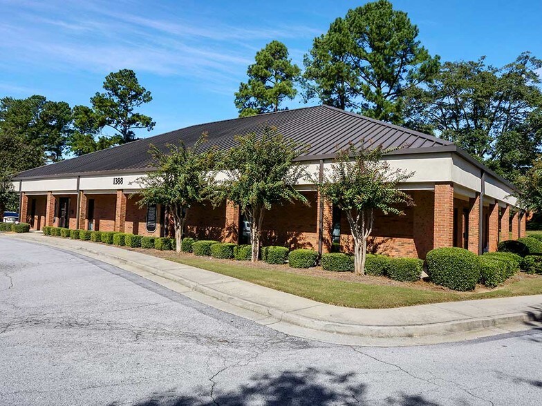 Office in Conyers, GA for sale - Primary Photo - Image 1 of 1