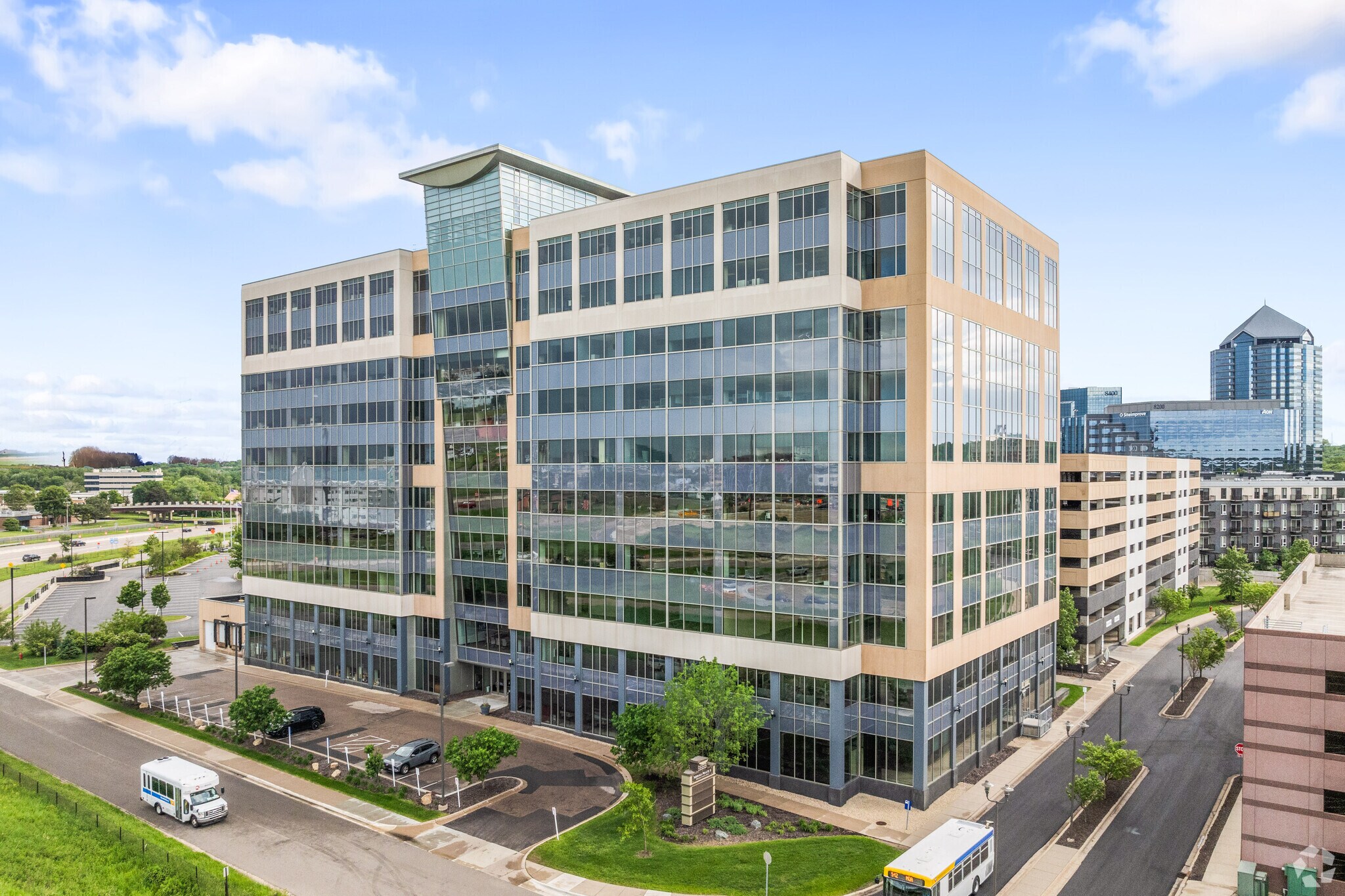 5600 American Blvd W, Bloomington, MN for lease Building Photo- Image 1 of 11