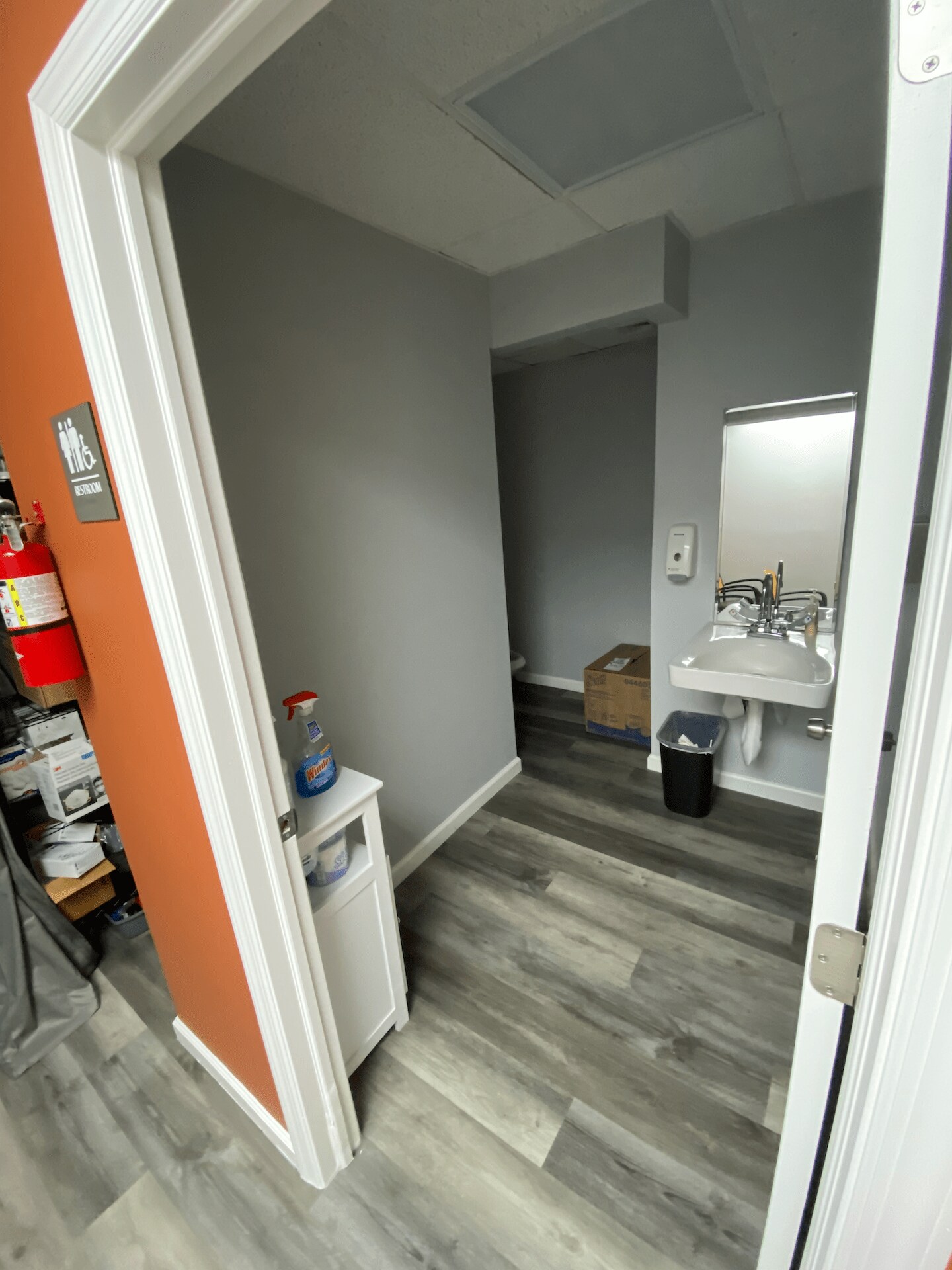 300318 Portion Rd, Ronkonkoma, NY 11779 Meat Farms Center