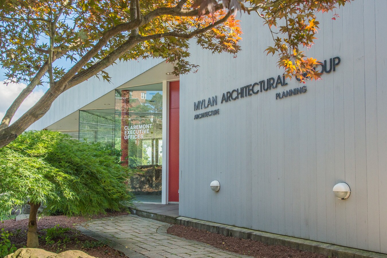 1 Claremont Ave, Verona, NJ 07044