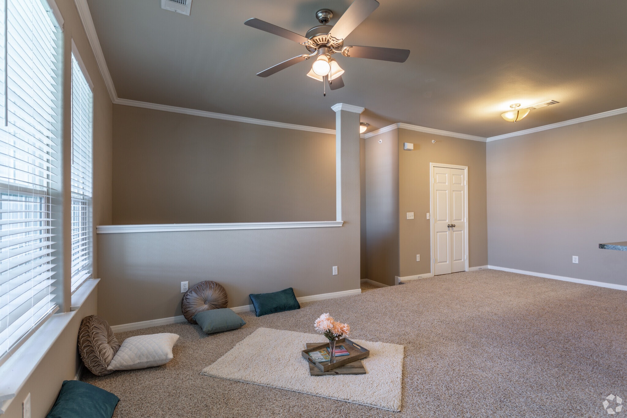 4 Stadium Dr, Angleton, TX 77515 Summer House Apartments