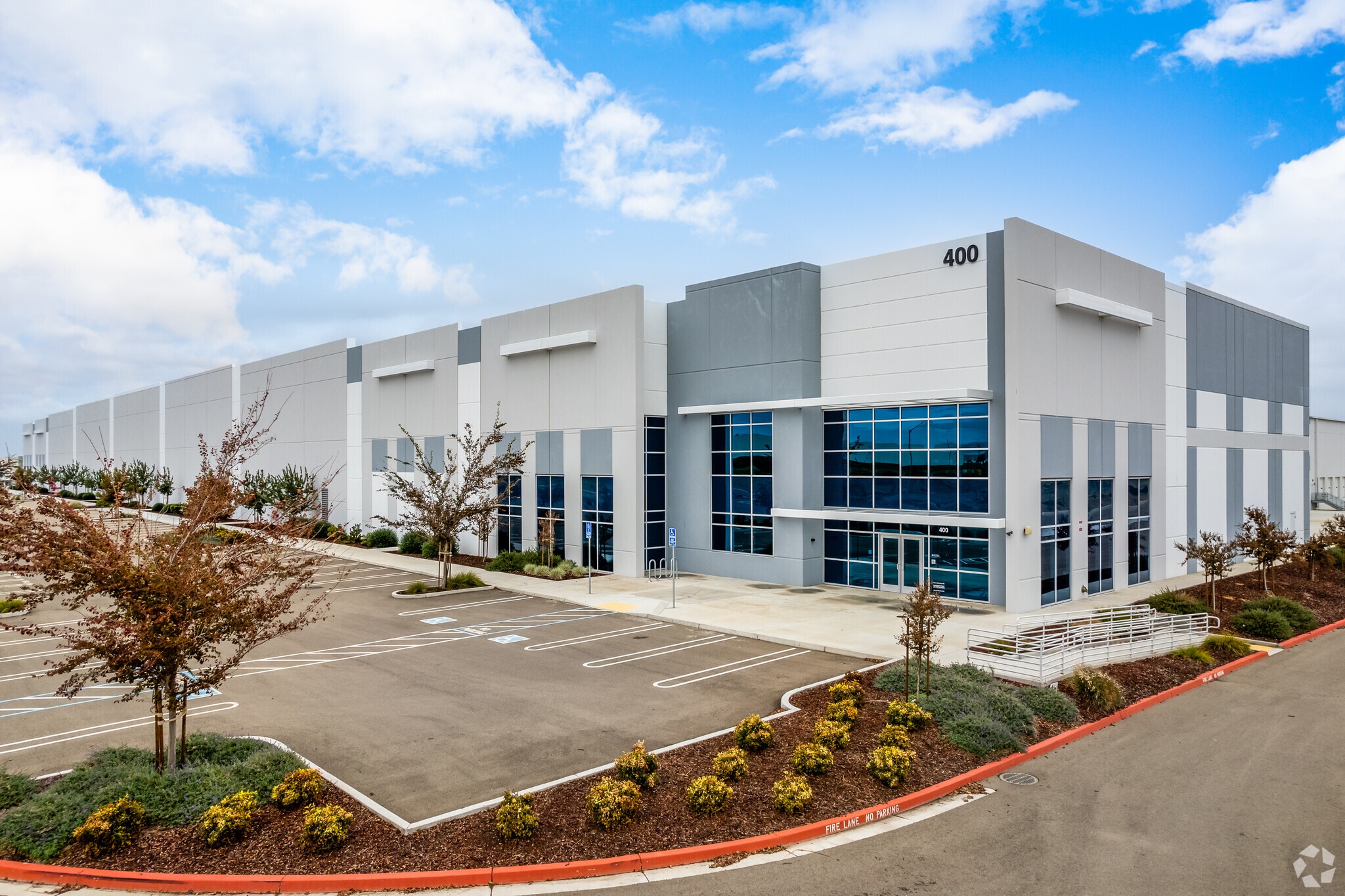 400 Park Center Dr, Patterson, CA for lease Building Photo- Image 1 of 14