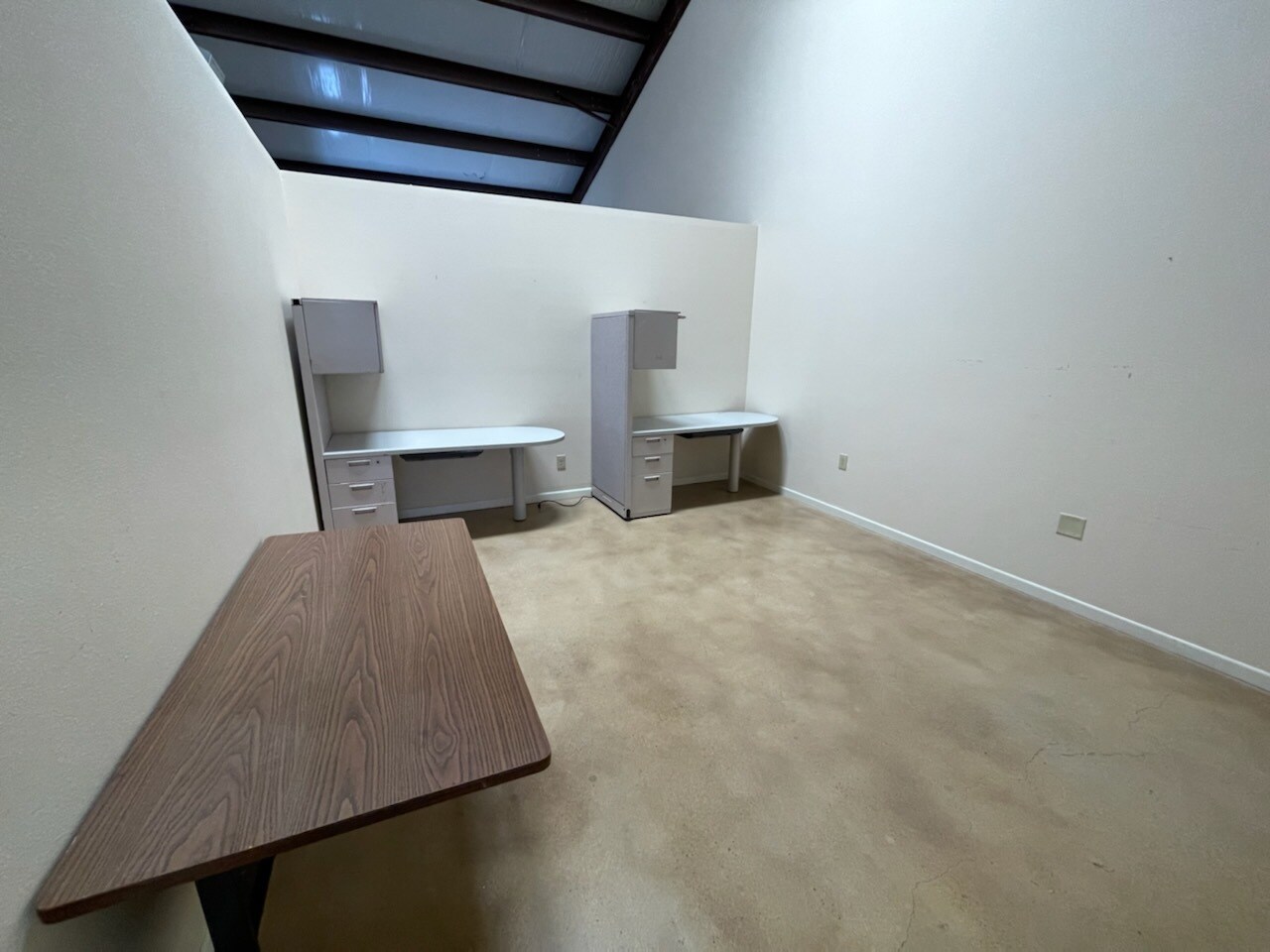 37131 I10 W, Boerne, TX 78006 Johns Road Business Center