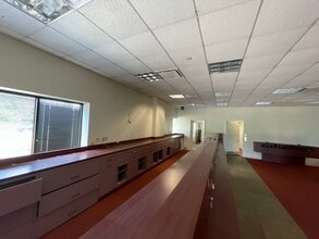 1231 E Main St, Meriden, CT for lease Interior Photo- Image 2 of 6