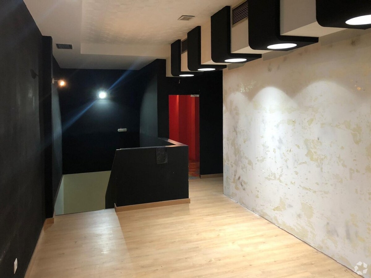 Multifamily in Madrid, Madrid for sale Interior Photo- Image 1 of 2