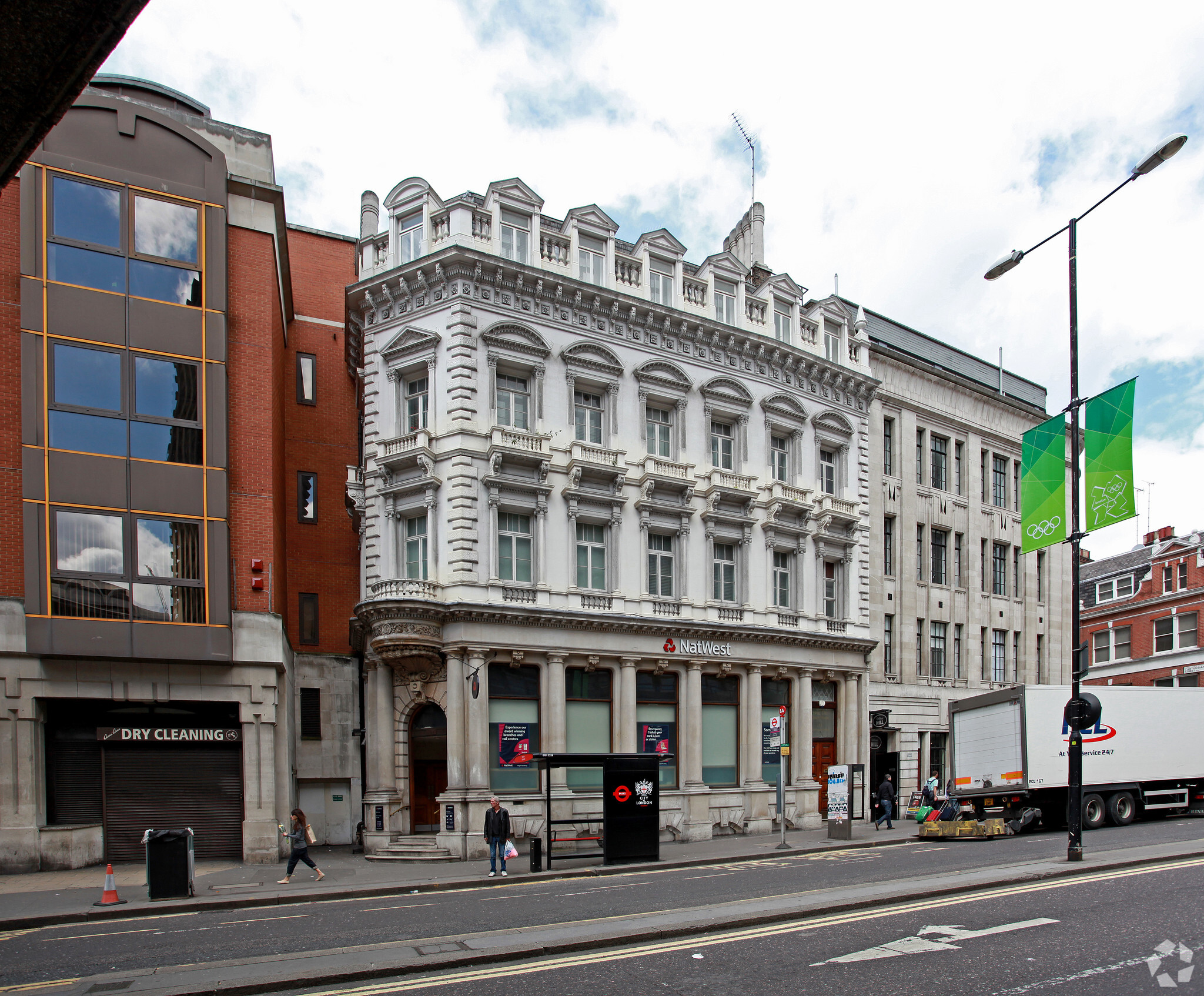 133-134 Aldersgate St, London for lease Primary Photo- Image 1 of 3