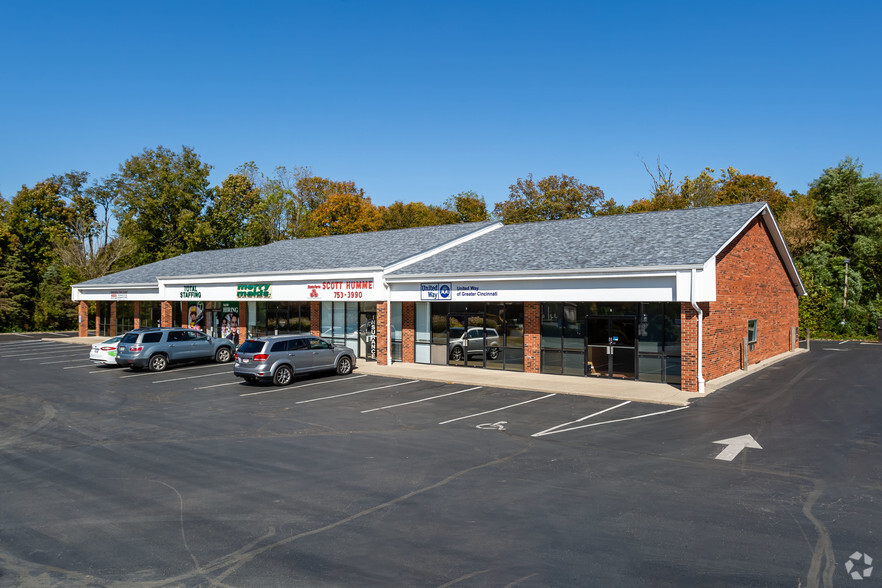 Glen Este Shopping Center portfolio of 2 properties for sale on LoopNet.com - Primary Photo - Image 1 of 2