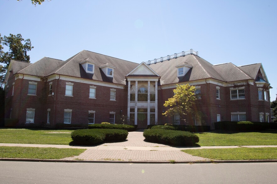 26862 Woodward Ave, Royal Oak, MI for lease - Primary Photo - Image 1 of 29