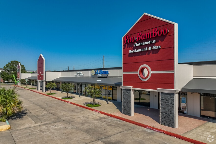 4402 Dowlen Rd, Beaumont, TX for lease - Building Photo - Image 2 of 3