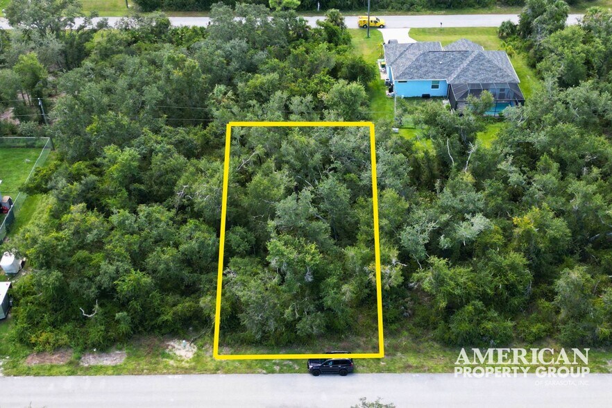 2157 Tea St, Port Charlotte, FL for sale - Primary Photo - Image 1 of 3