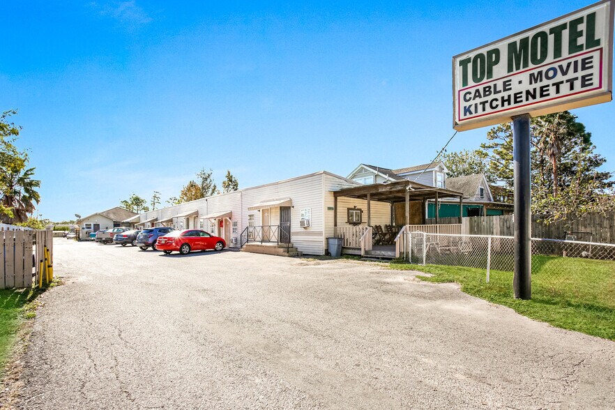 7418 Chef Menteur Hwy, New Orleans, LA 70126