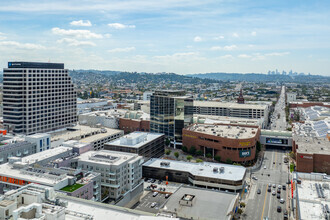 225 W Broadway, Glendale, CA - aerial  map view