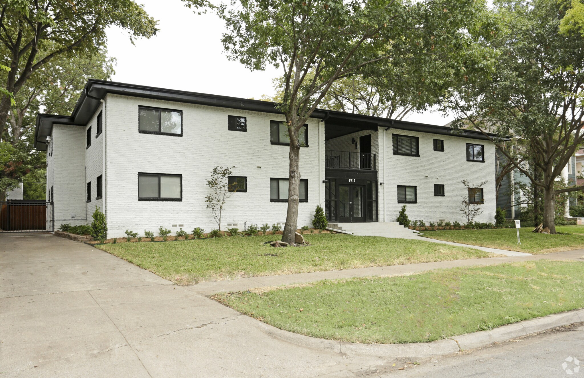 4917 Worth St, Dallas, TX for sale Primary Photo- Image 1 of 1