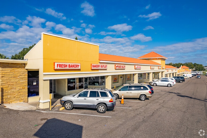 1224-1260 S Highland Ave, Clearwater, FL for lease - Building Photo - Image 1 of 21