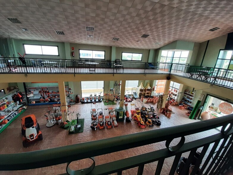 Industrial in Cáceres, Cáceres for sale - Building Photo - Image 2 of 28