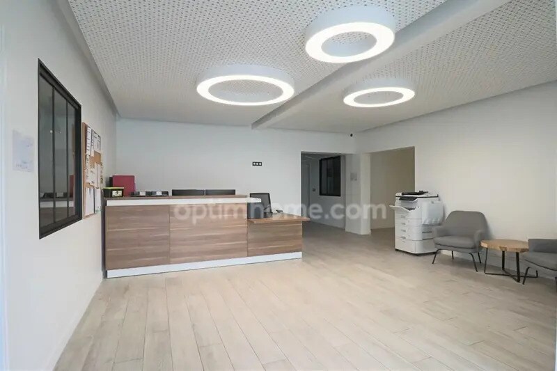 Office in Moussy-le-Neuf for lease - Interior Photo - Image 1 of 5