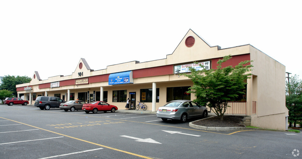 984 Lakewood Rd, Toms River, NJ for lease - Building Photo - Image 2 of 2