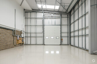 Leeside Rd, London for lease Interior Photo- Image 2 of 14