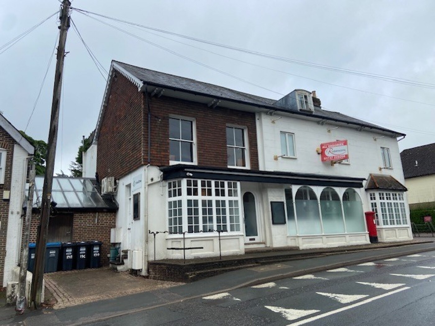 19 High St, Nutfield for lease Building Photo- Image 1 of 9