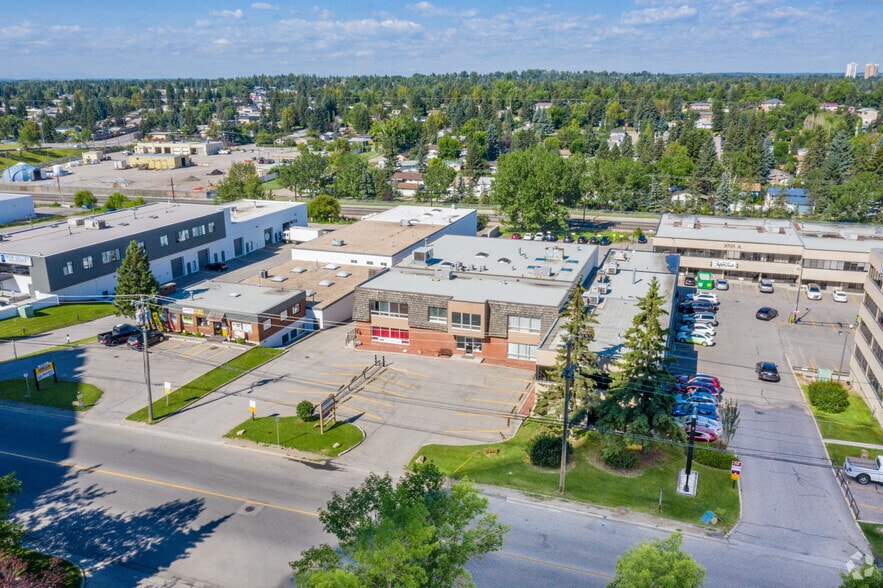 9715 Horton Rd SW, Calgary, AB for lease - Aerial - Image 3 of 9