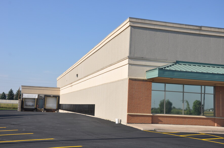 10575 Keystone Ave NE, Albertville, MN for sale - Building Photo - Image 3 of 5