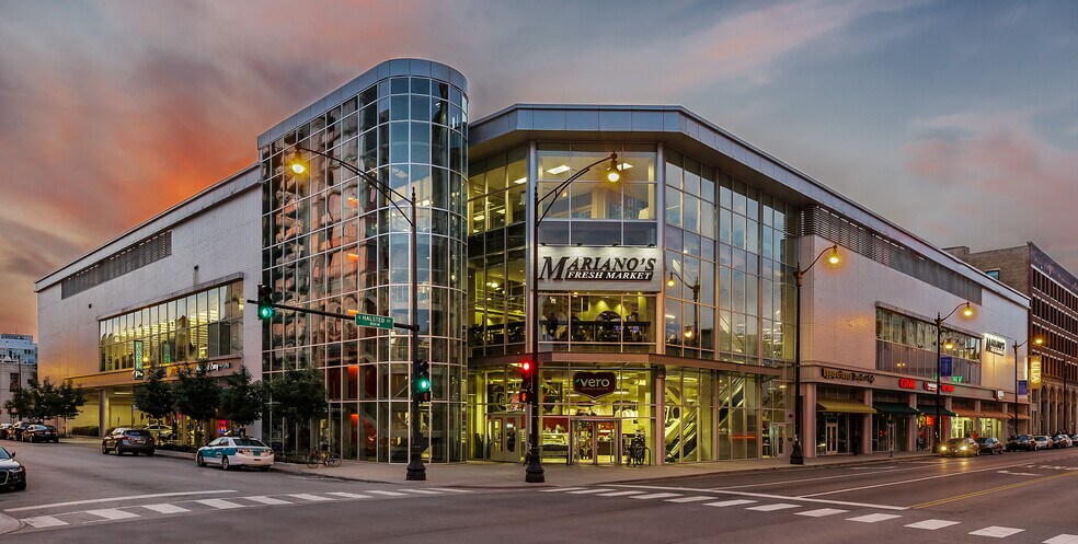 40 S Halsted St, Chicago, IL for lease - Building Photo - Image 1 of 9