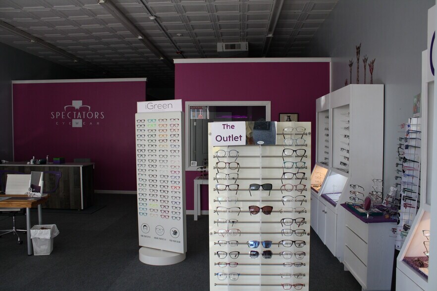 85 Center St, Middleboro, MA for lease - Interior Photo - Image 3 of 5