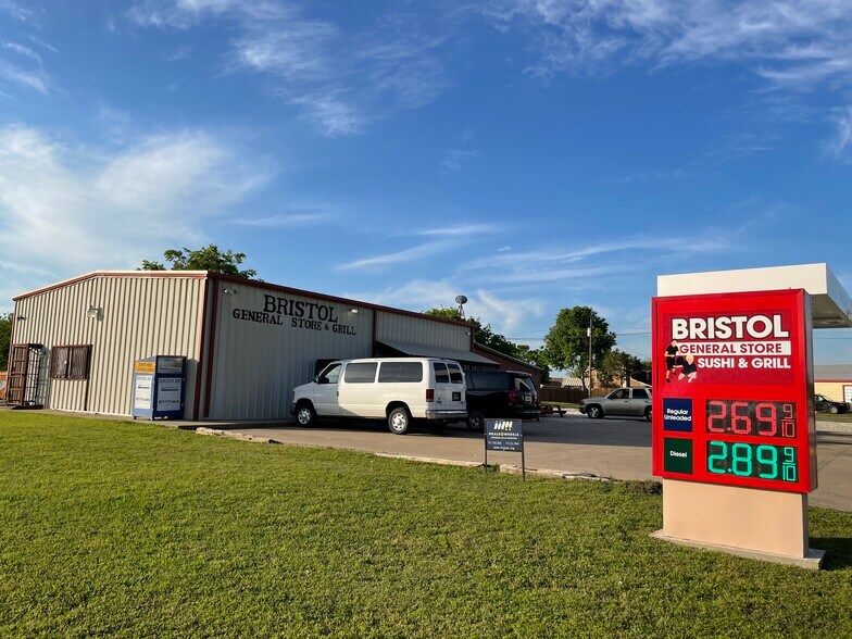 102 Old Gin Rd, Ennis, TX 75119