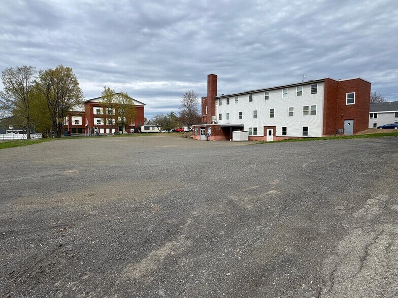 45 School St, Houlton, ME for lease - Primary Photo - Image 1 of 16