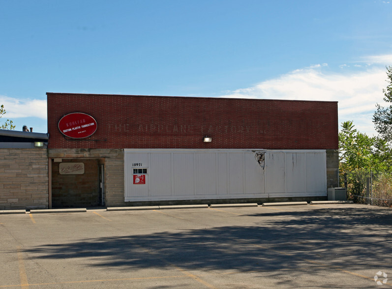 10971 Lower Valley Pike, Medway, OH for sale - Primary Photo - Image 1 of 4