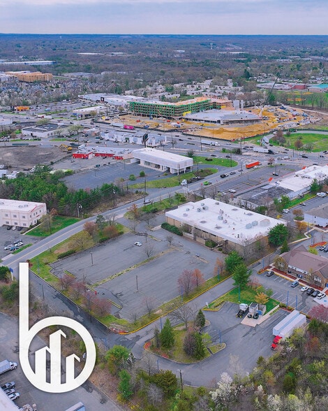 8 Edgeboro Rd, East Brunswick, NJ for lease - Building Photo - Image 2 of 7