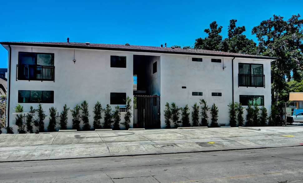 6666 Yucca St, Los Angeles, CA for sale - Building Photo - Image 1 of 1