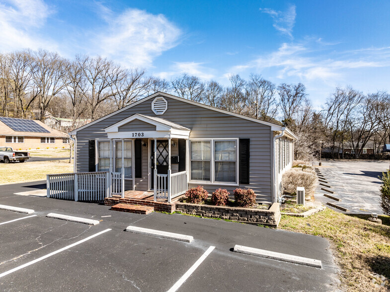 1703 Grove St, Columbia, TN for sale - Building Photo - Image 1 of 1