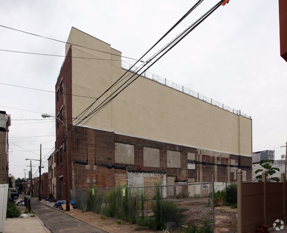 13141316 S Howard St, Philadelphia, PA 19147