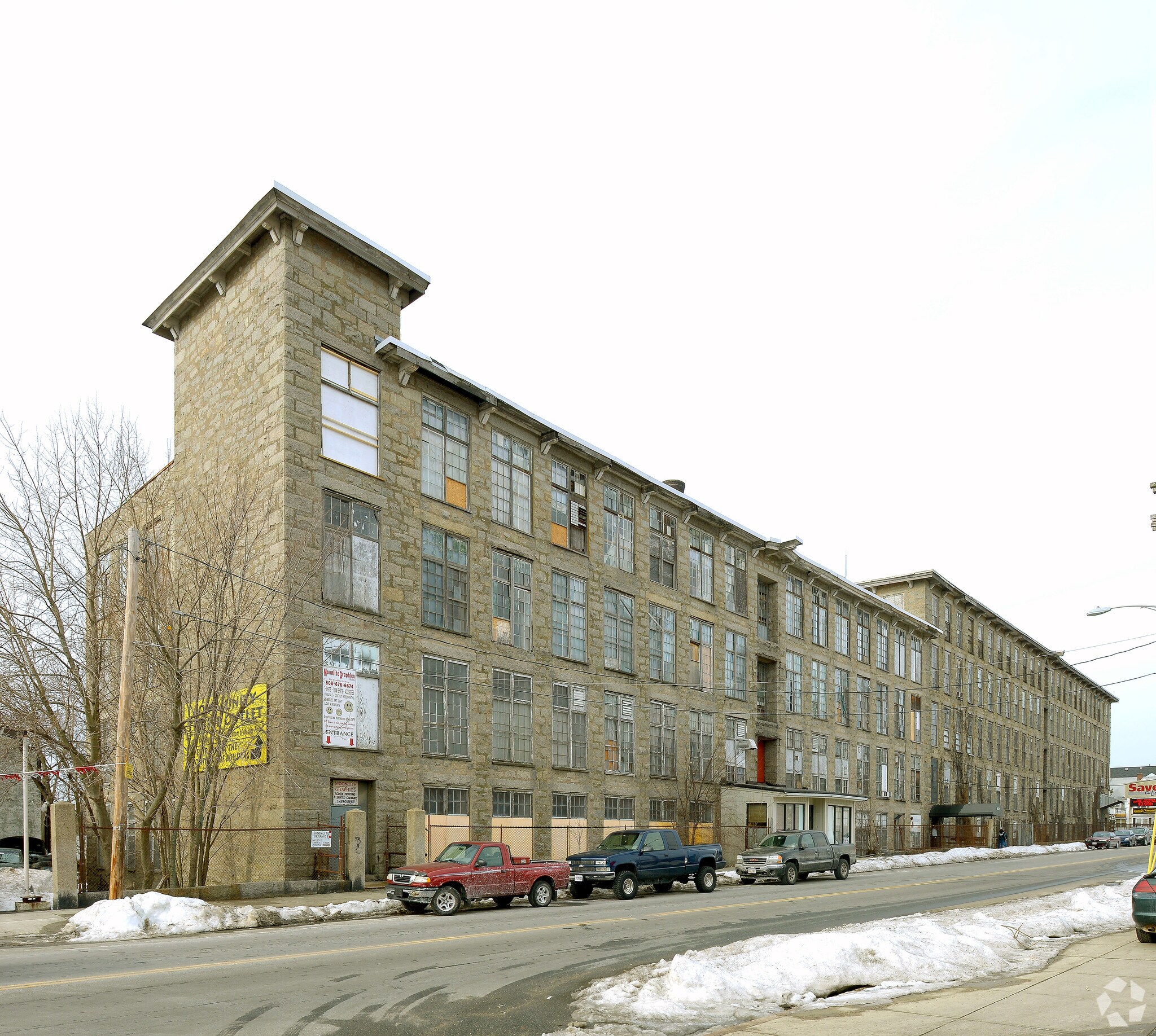 951 Broadway, Fall River, MA for sale Primary Photo- Image 1 of 1